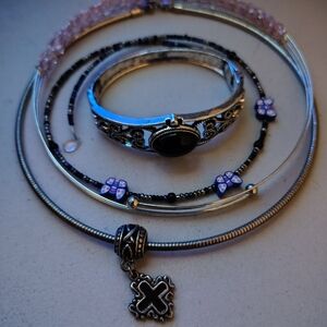 Elegant Silver and Black Women's Jewelry Set